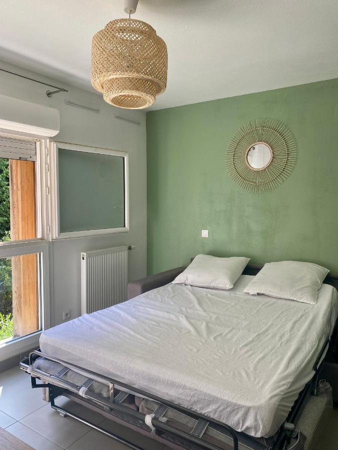 شقة Studio Renove Proche Commodites بيساك المظهر الخارجي الصورة